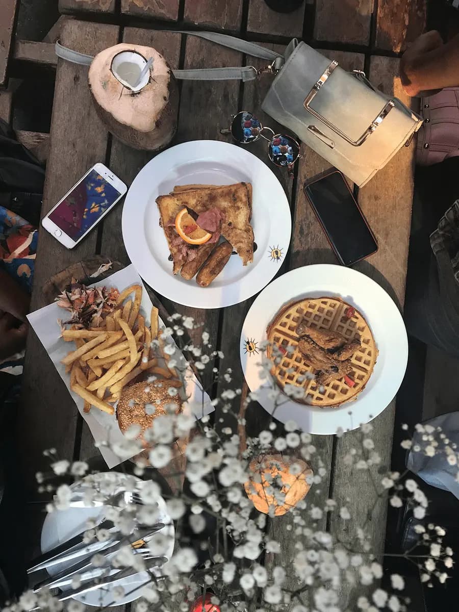 Seamless Dining,
Effortless Ordering